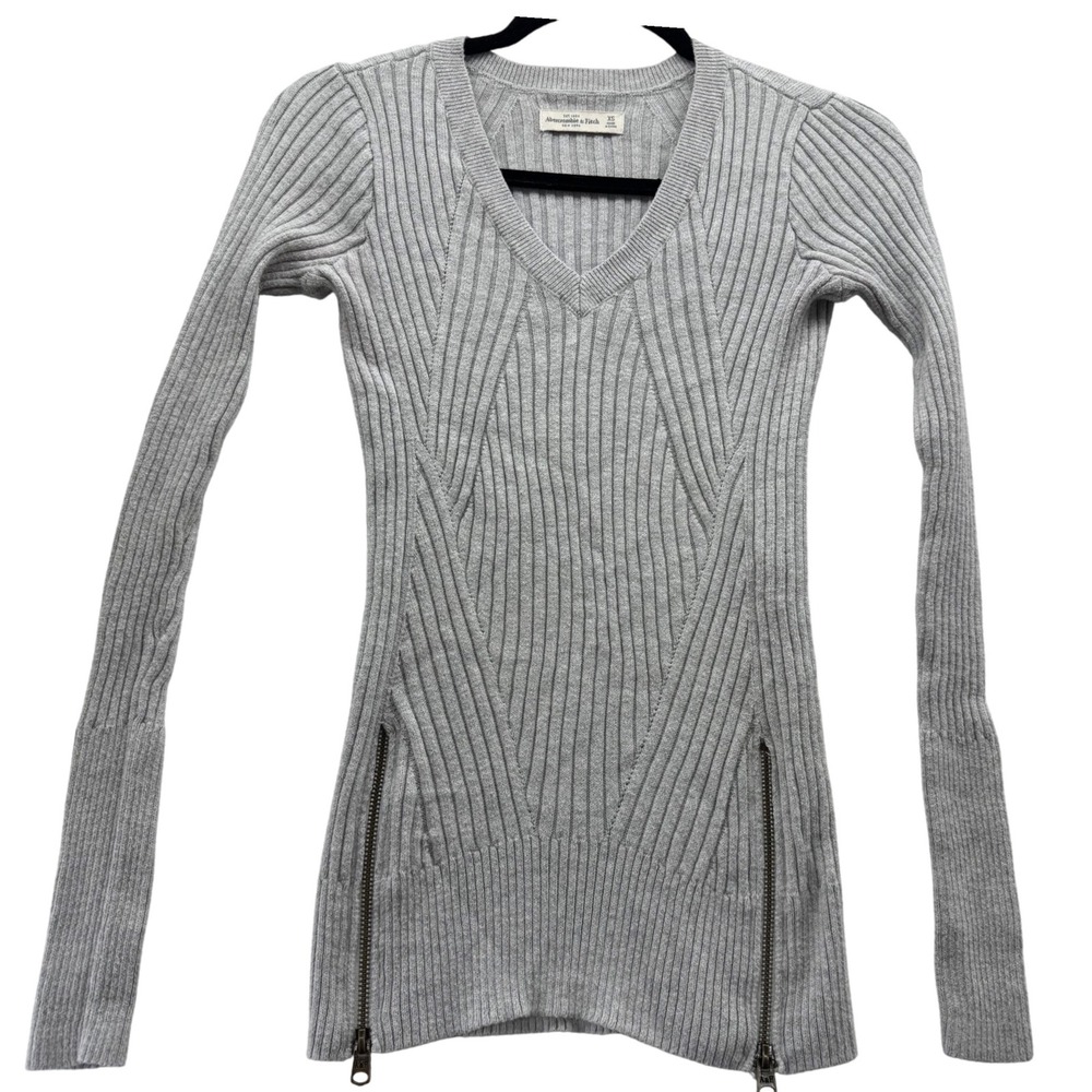 Abercrombie & Fitch Women's XS Gray Ribbed Sweater V Neck Long Sleeve Zip